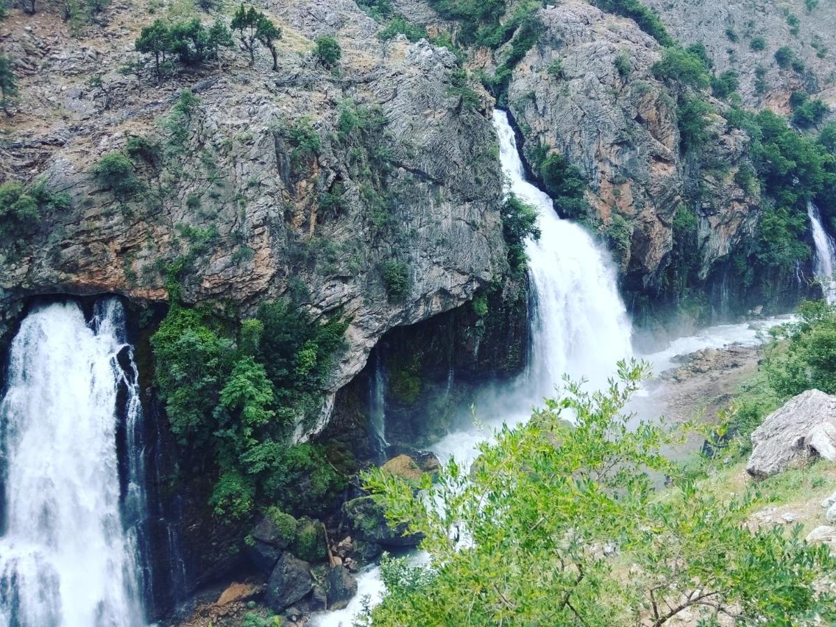 ホテル Kapuzbasi Selalesi Bastuerk Dinlenme Tesisleri Büyükçakır エクステリア 写真