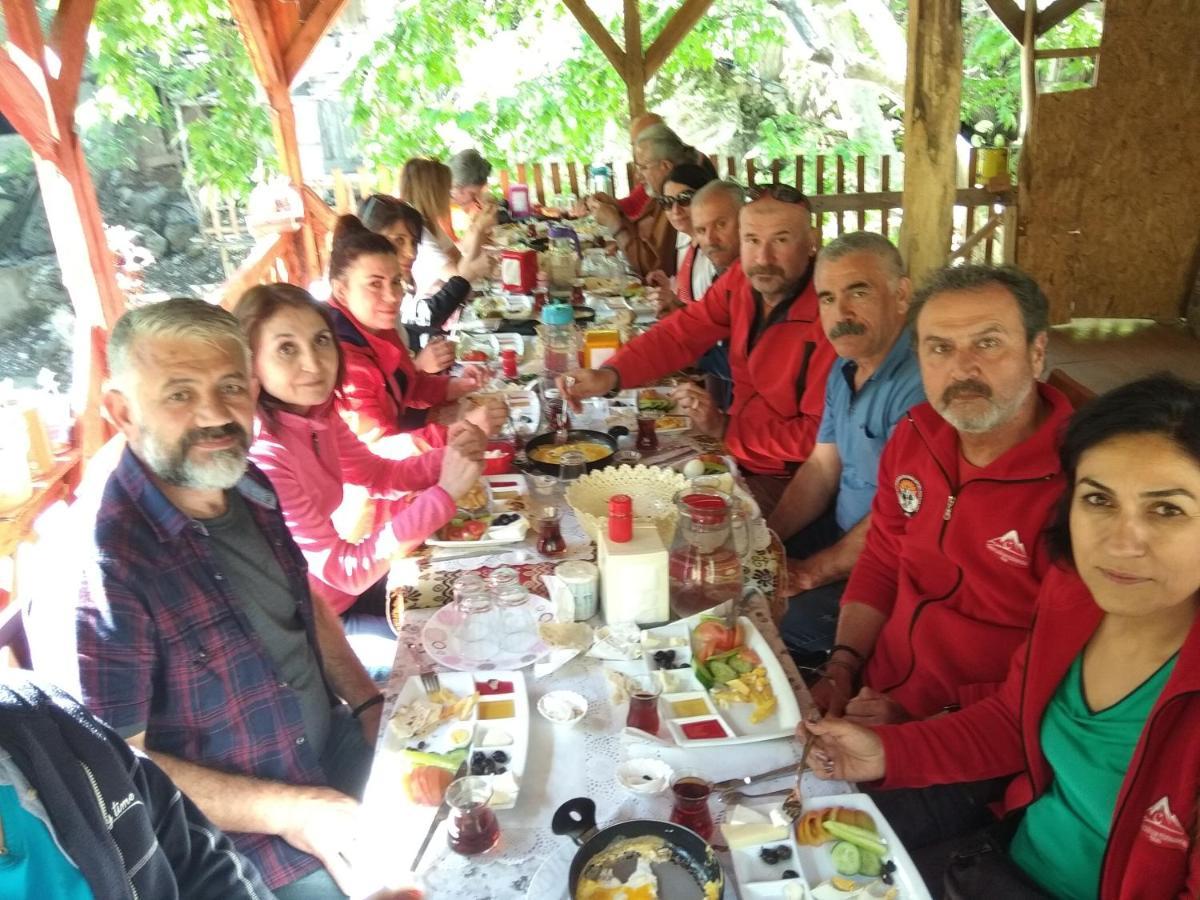 ホテル Kapuzbasi Selalesi Bastuerk Dinlenme Tesisleri Büyükçakır エクステリア 写真