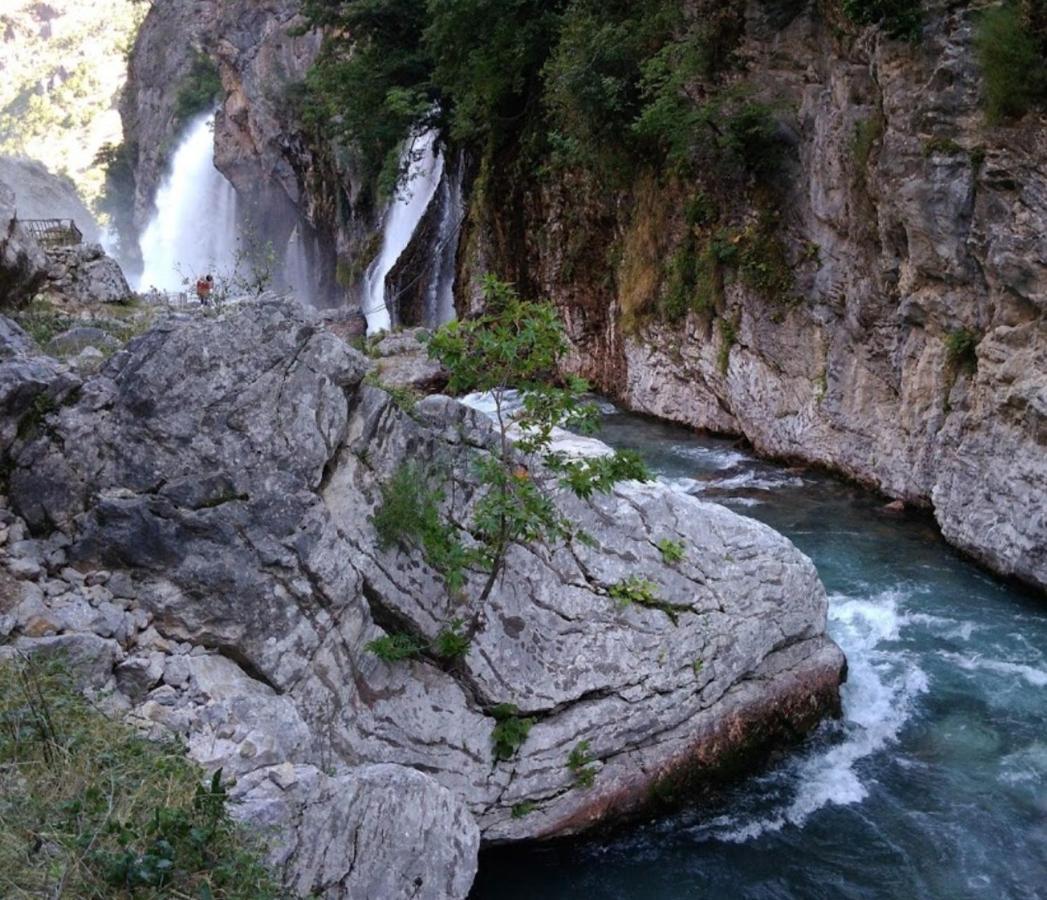 ホテル Kapuzbasi Selalesi Bastuerk Dinlenme Tesisleri Büyükçakır エクステリア 写真