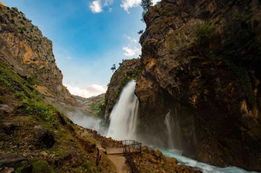 ホテル Kapuzbasi Selalesi Bastuerk Dinlenme Tesisleri Büyükçakır エクステリア 写真